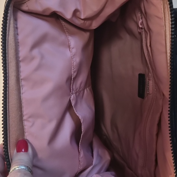 Pacsafe CX - antitheft backpack- black - Picture 7 of 8